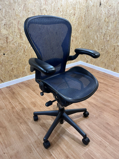 Herman Miller Aeron CLASSIC chairs FULL SPEC / Front Tilt /Extended Height size B