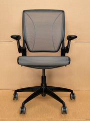 Humanscale Diffrient World Mesh Office Chair – Black / Grey