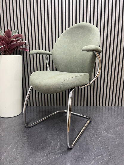 KOMAC Boss Design* Modern Contract Chair with Armrests - UK DELIVERY