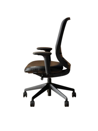 OrangeBox Do chair 