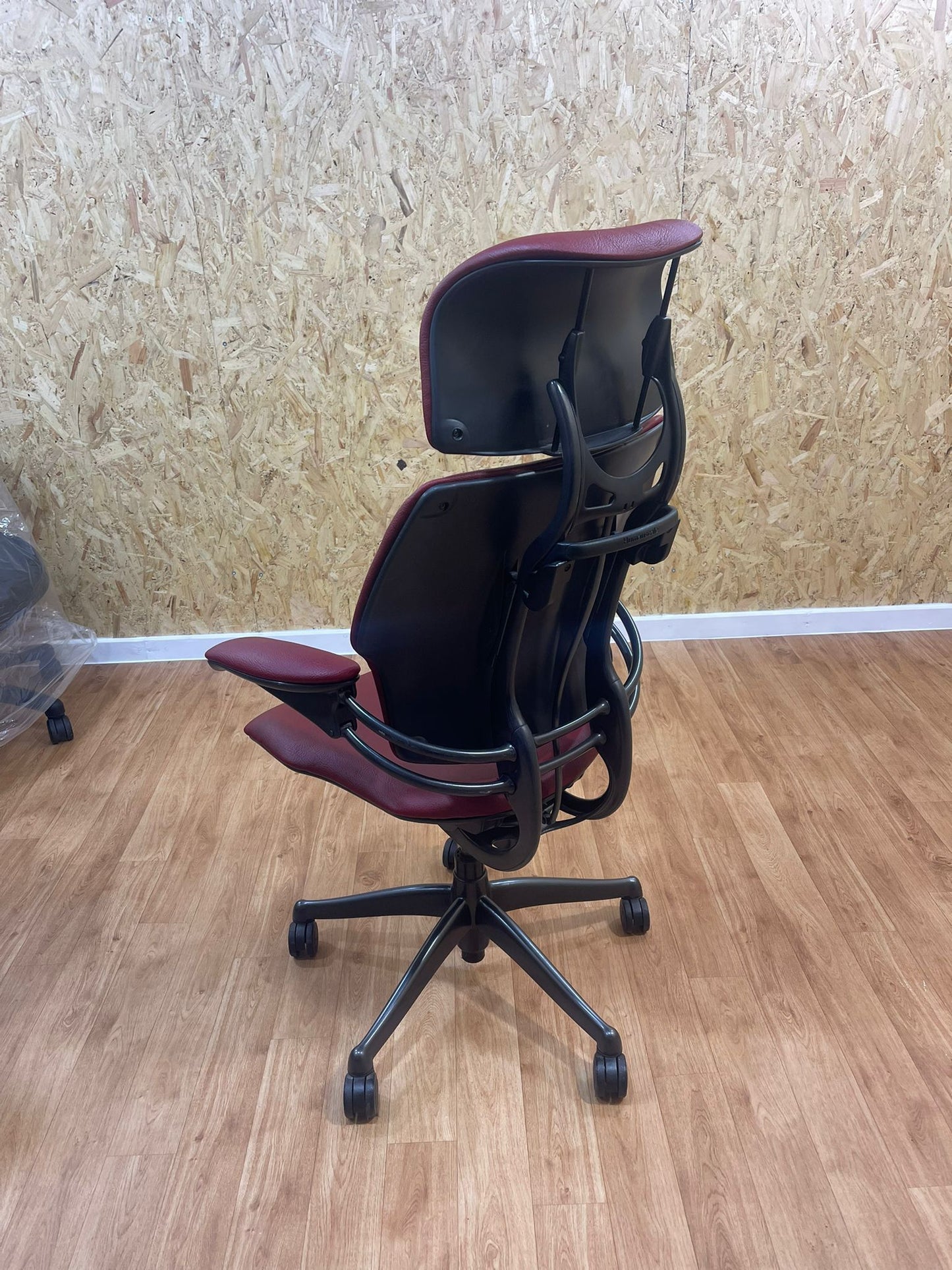 Humanscale Freedom Chair / Headrest / RRP£1386