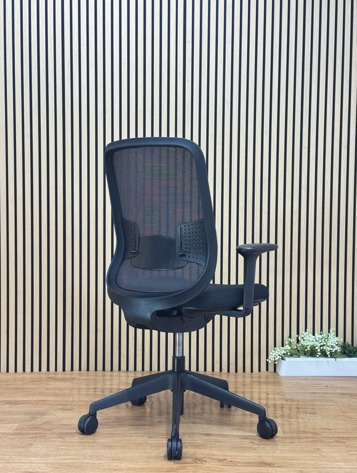 Orangebox Do Task Chair – Premium Ergonomic Mesh Office Chair