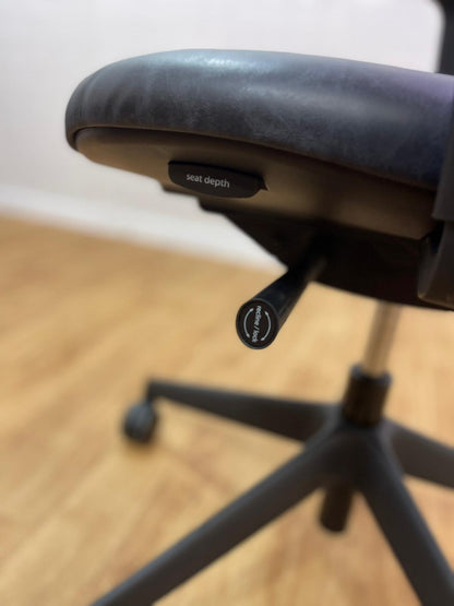 Orangebox Do HBA Office Chair Fully Adjustable/ Leather/Back Lock/UK
DELIVERY