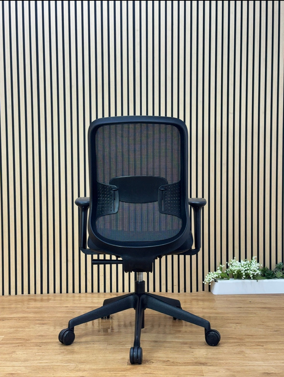 Orangebox Do Task Chair Premium Ergonomic Mesh Office Chair