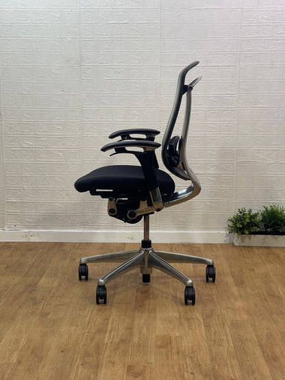 Okamura Contessa II Seconda Office Chair  / Polished Frame / Fully Adjustable-🚚