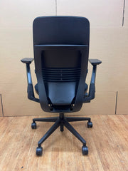 Steelcase Gesture Chair – Like New Condition | Ergonomic Office Chair