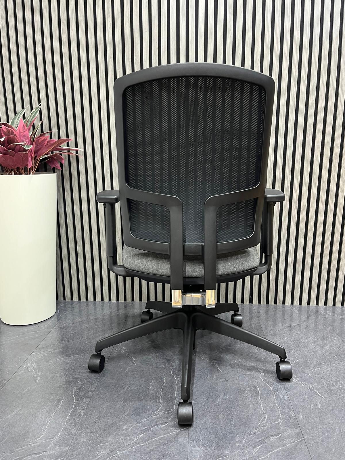 Boss Design Felix Ergonomic Office Chair Grey Fabric | Swivel Task Chair UK Delivery