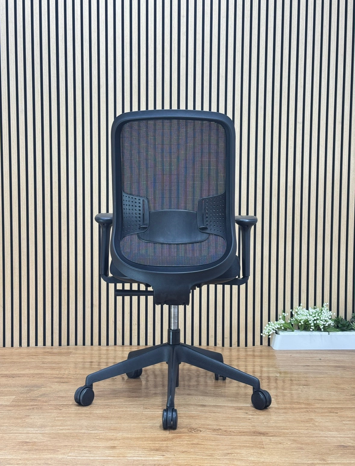 Orangebox Do Task Chair – Premium Ergonomic Mesh Office Chair