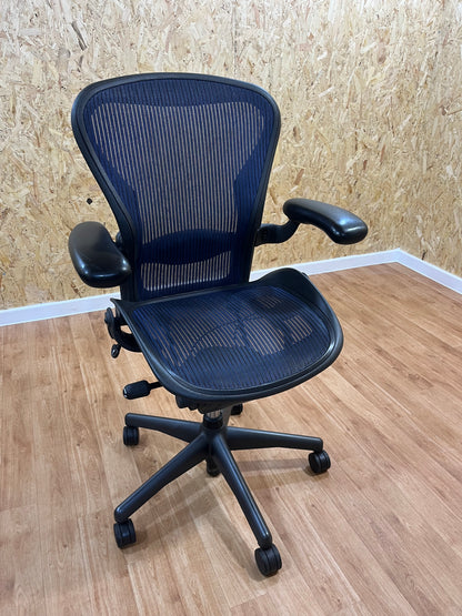 Herman Miller Aeron CLASSIC chairs FULL SPEC / Front Tilt /Extended Height size B
