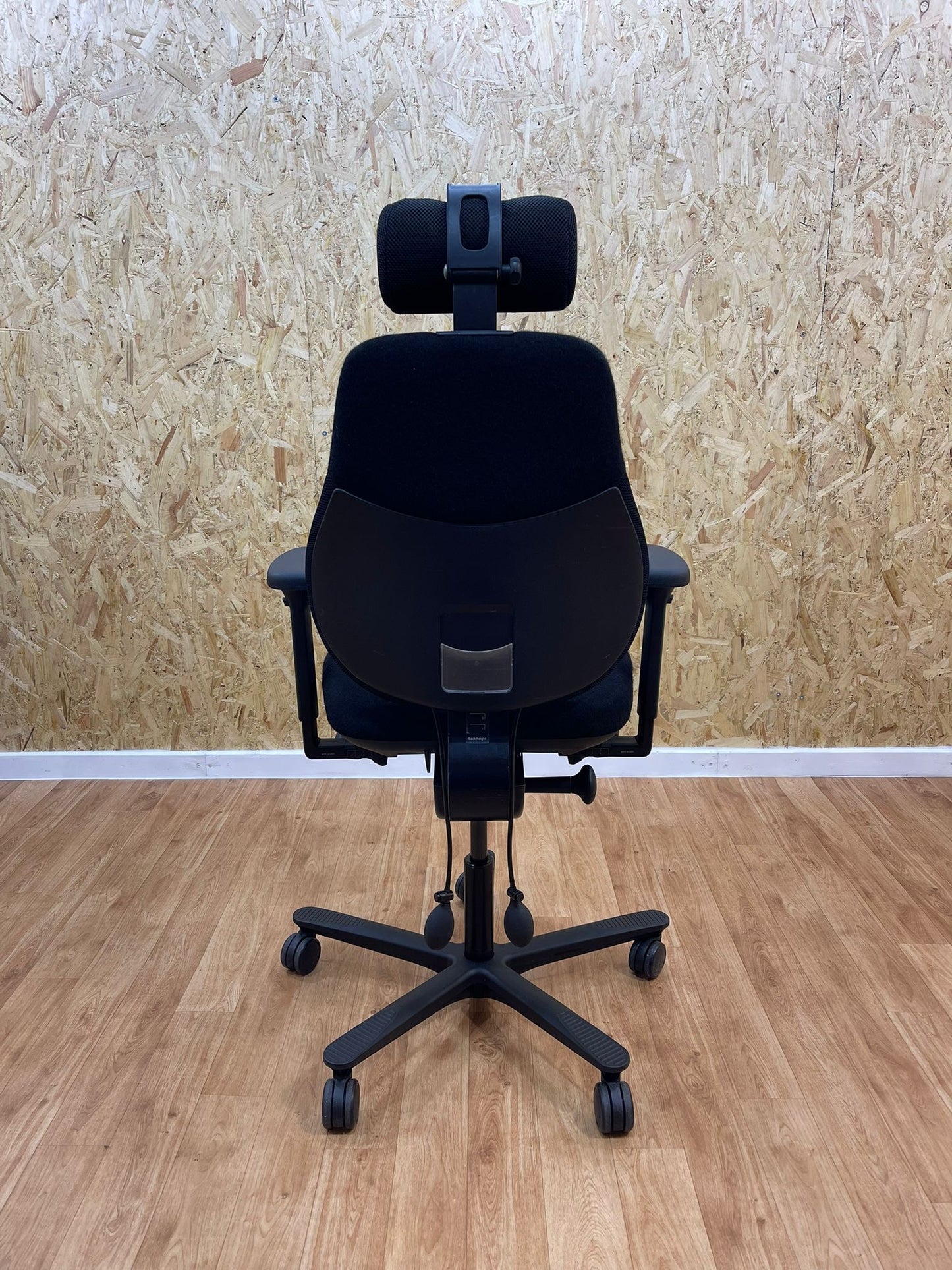 ORANGEBOX FLO* Ergonomic Super Adjustable Office Chair