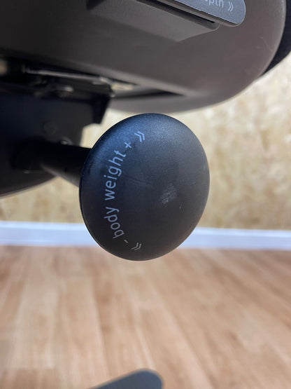 ORANGEBOX FLO* Ergonomic Super Adjustable Office Chair