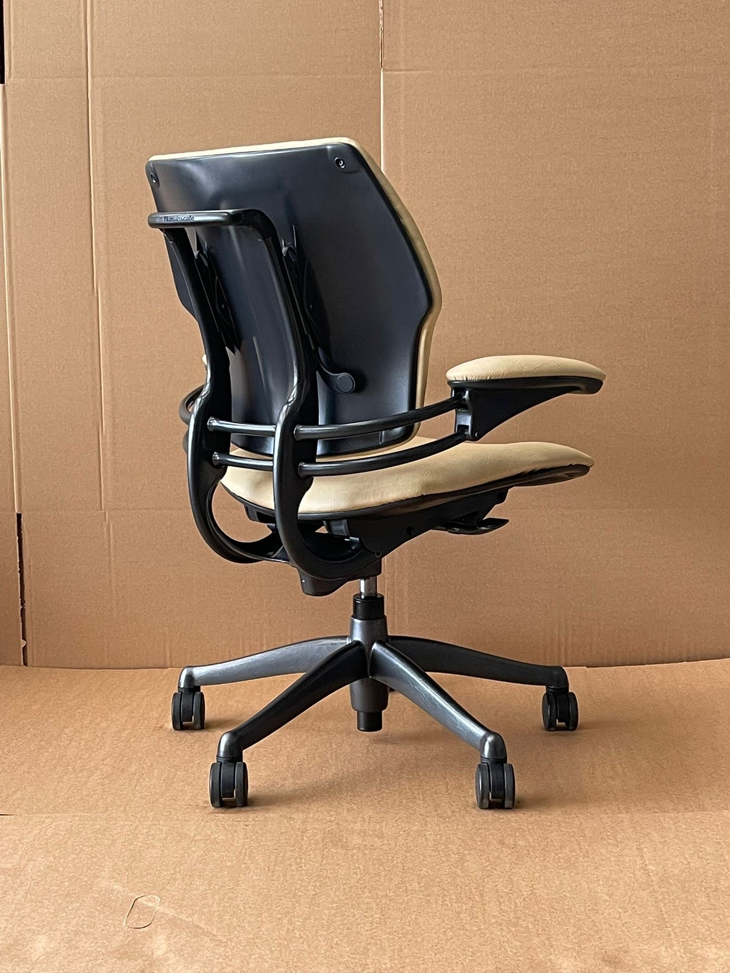 Humanscale Freedom Chair UK DELIVERY