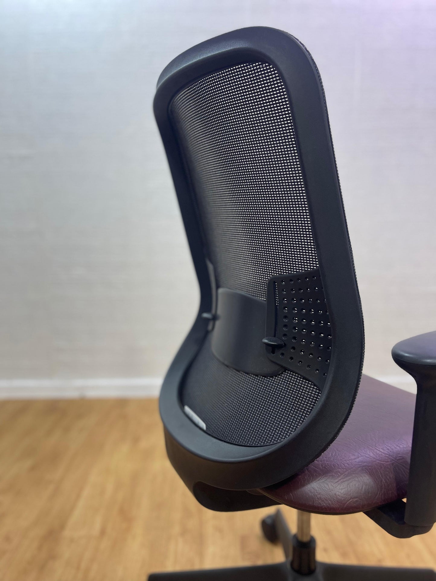 Orangebox Do HBA Office Chair Fully Adjustable/Back Lock/UK
DELIVERY