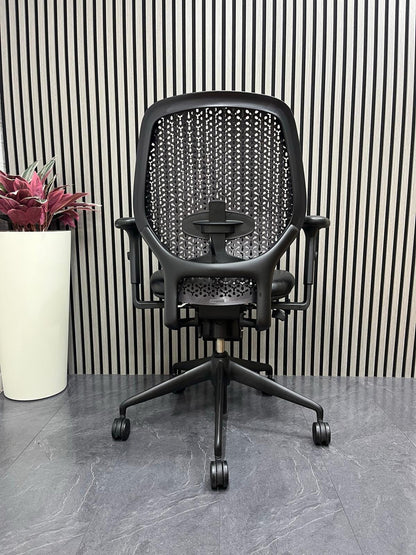 Orangebox Ara – Black Leather Seat– Lumbar Support –Rrp£759 - UK Delivery