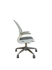 10 x Humanscale Diffrient World Ergonomic Task Chair – White Grey – Refurbished