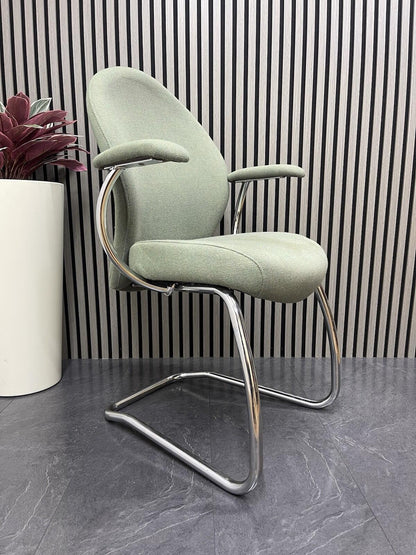 KOMAC Boss Design* Modern Contract Chair with Armrests - UK DELIVERY