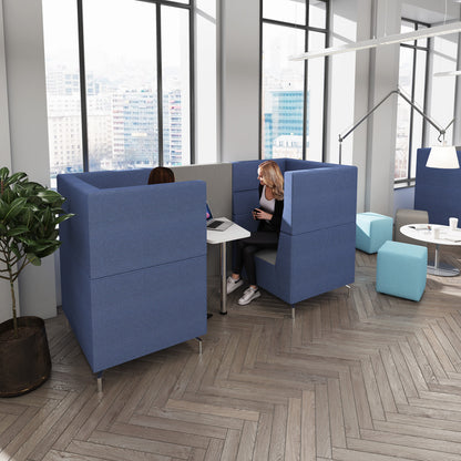 Alban Pod private meeting booth