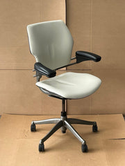 Humanscale Freedom Chair - Cream White Leather - Black  Armrests - UK DELIVERY