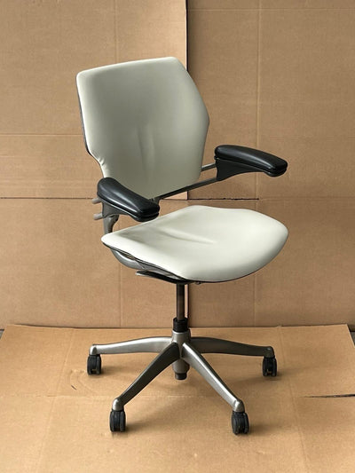 Humanscale Freedom Chair - Cream White Leather - Black  Armrests - UK DELIVERY