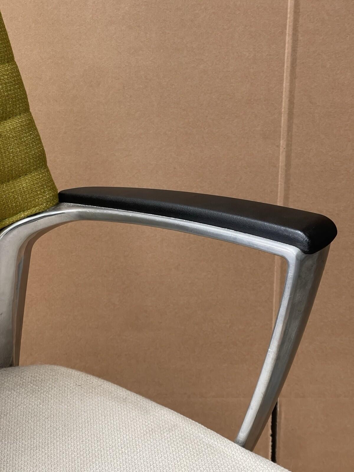 Global Accord  Adjustable Office Chair-Lime/cream White - (RRP$1334) UK Delivery