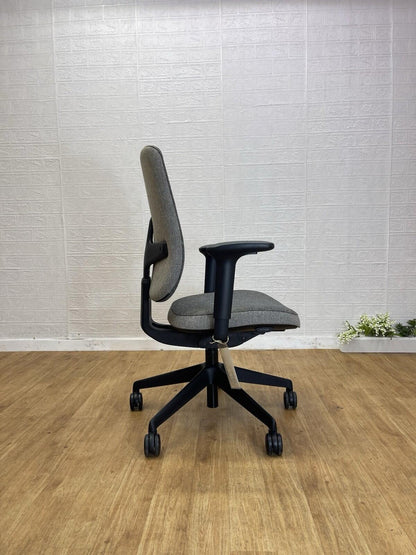 Orangebox Seren Task Chair / Grey / Mint Condition- UK Delivery
