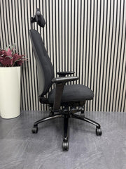 RH Logic 220 Fully Loaded Chair - All Black (Rrp£1548) - UK Delivery