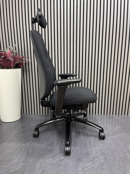 RH Logic 220 Fully Loaded Chair - All Black (Rrp£1548) - UK Delivery