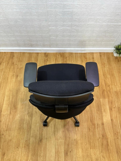 Ergonomic Super Adjustable Office Chair  Excellent Condition  Black