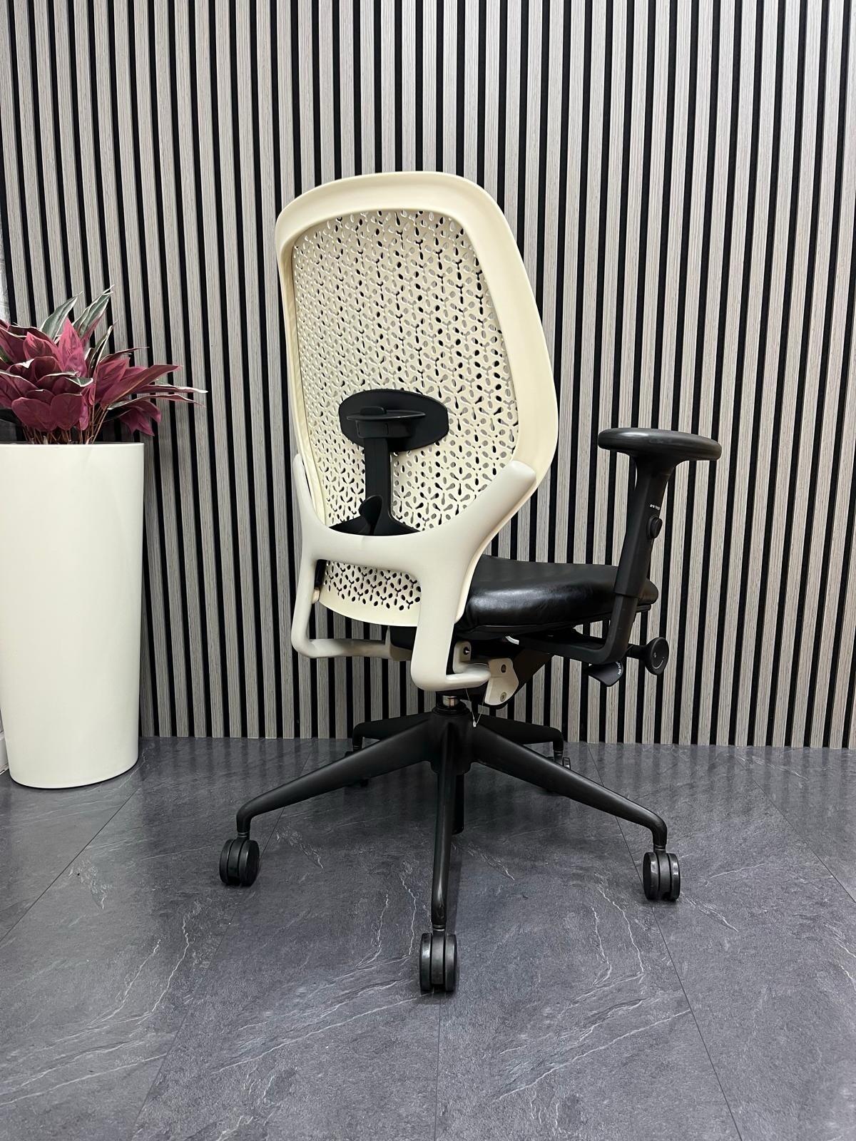 Orangebox Ara – Black Leather Seat– Lumbar Support  –Rrp£759 - UK Delivery