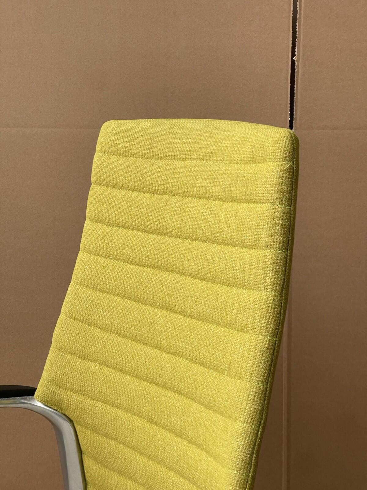 Global Accord  Adjustable Office Chair-Lime/cream White - (RRP$1334) UK Delivery