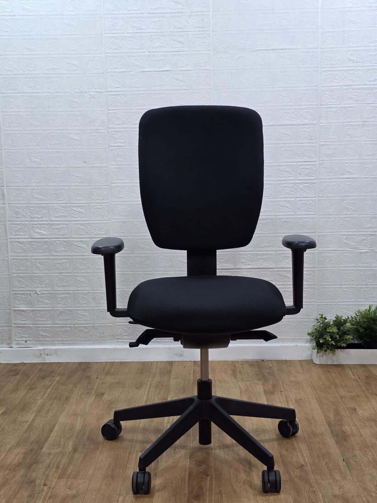 Refurbished Senator Dash Task Chair 3D Arms Black UK Delivery