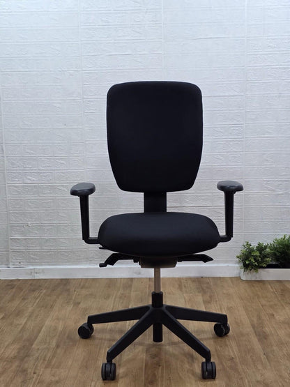 Refurbished Senator Dash Task Chair 3D Arms Black UK Delivery