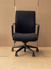Keilhauer Vanilla Mid back Executive Chair - RRP$1103- Great Condition - UK Del