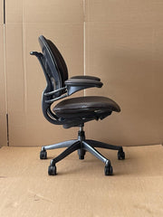 Humanscale Freedom Chair In Dark Chocolate Brown Leather (Rrp£1239) UK Delivery