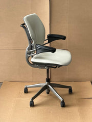 Humanscale Freedom Chair - Cream White Leather - Black  Armrests - UK DELIVERY