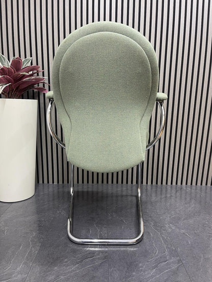 KOMAC Boss Design* Modern Contract Chair with Armrests - UK DELIVERY