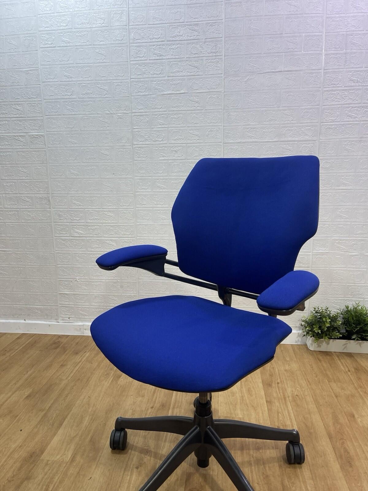 Humanscale Freedom Office Chair In Blue Fabric
