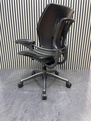 Humanscale freedom chair In Black Leather  Gel Armrests UK Delivery