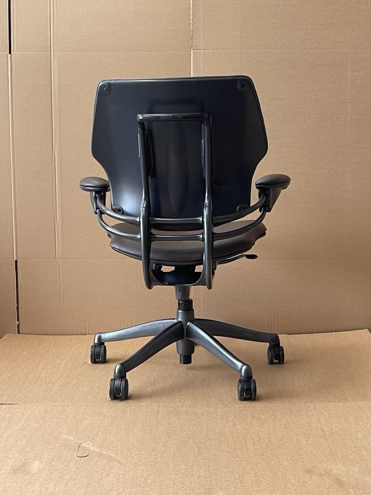 Humanscale Freedom Chair In Dark Chocolate Brown Leather (Rrp£1239) UK Delivery