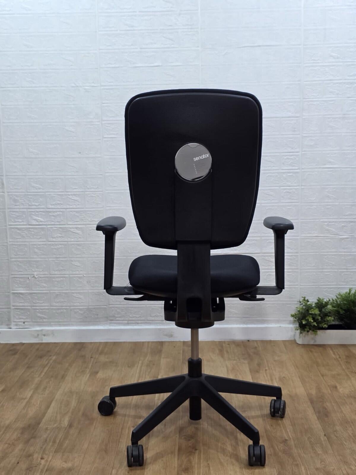 Refurbished Senator Dash Task Chair 3D Arms Black UK Delivery