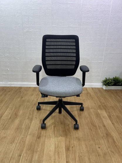 Senator Fuse Adjustable Office Chair / Black ,Grey / 4D Armrest - UK Delivery