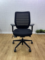 Senator Fuse Adjustable Office Chair / Black / 4D Armrest - UK Delivery