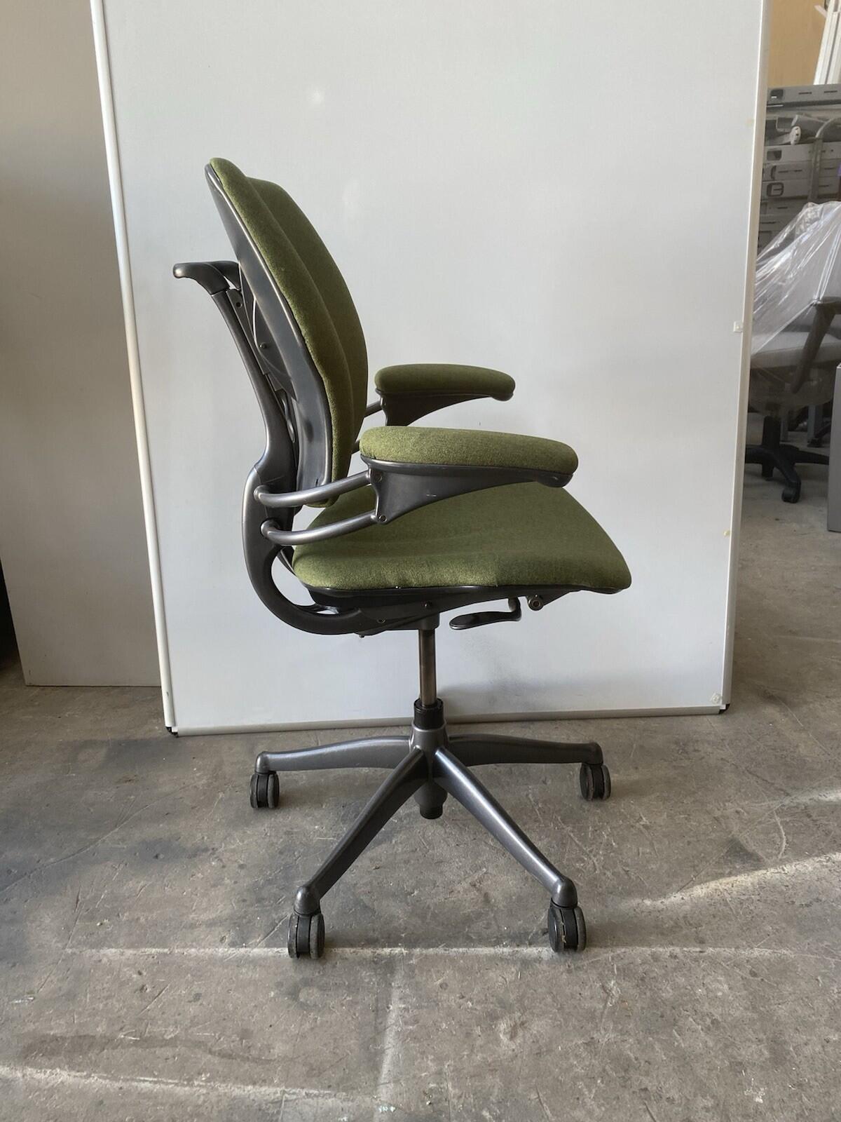 Humanscale Freedom Office Chair - Green Fabric - Great Condition