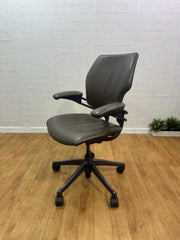 Humanscale Freedom Office Chair In Grey Smokey Finish - UK DELIVERY
