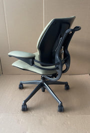 Humanscale Freedom Executive Office Chair