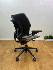 Humanscale Freedom Office Chair In Brown Smokey Finish - UK DELIVERY