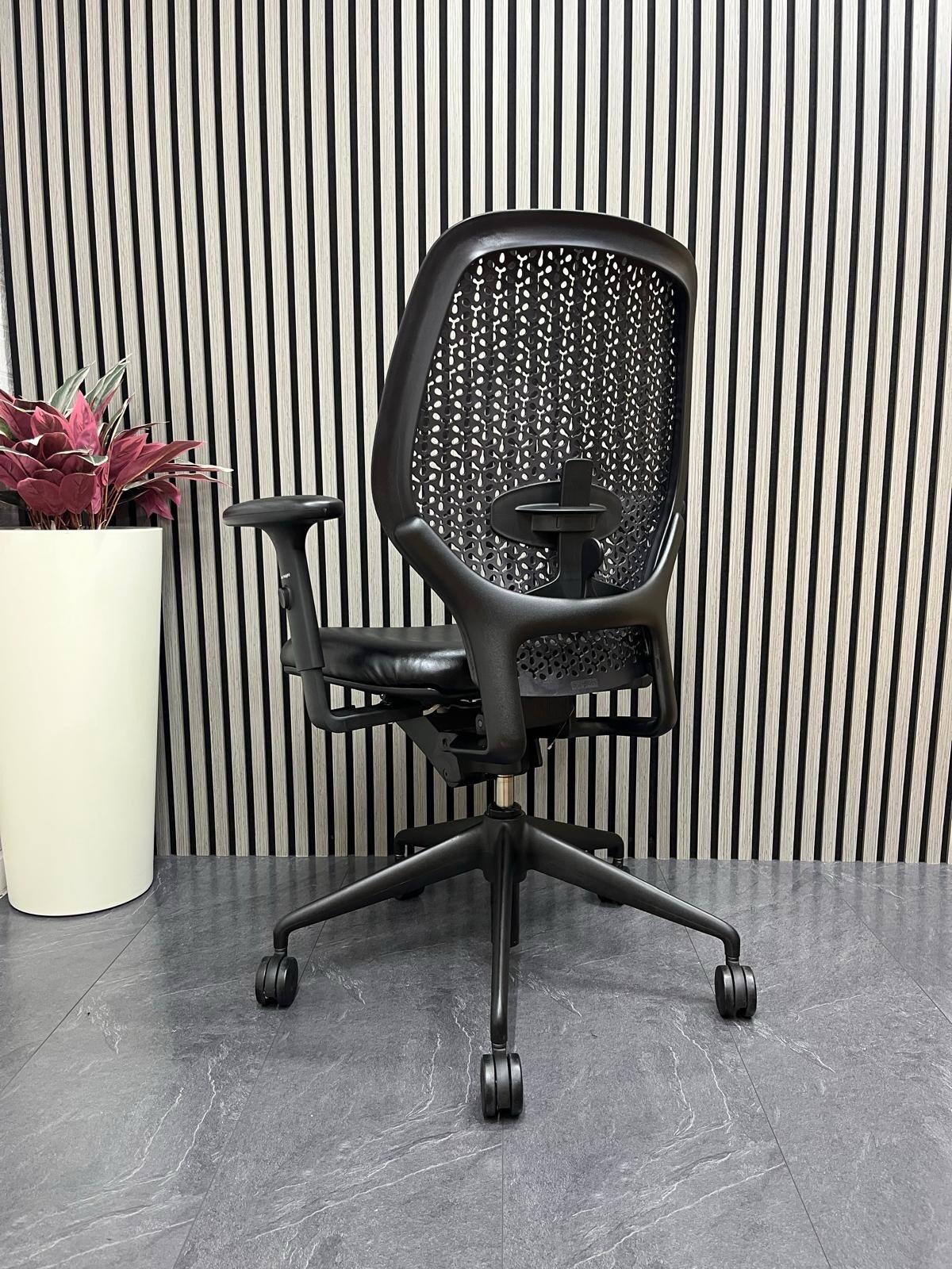 Orangebox Ara – Black Leather Seat– Lumbar Support –Rrp£759 - UK Delivery