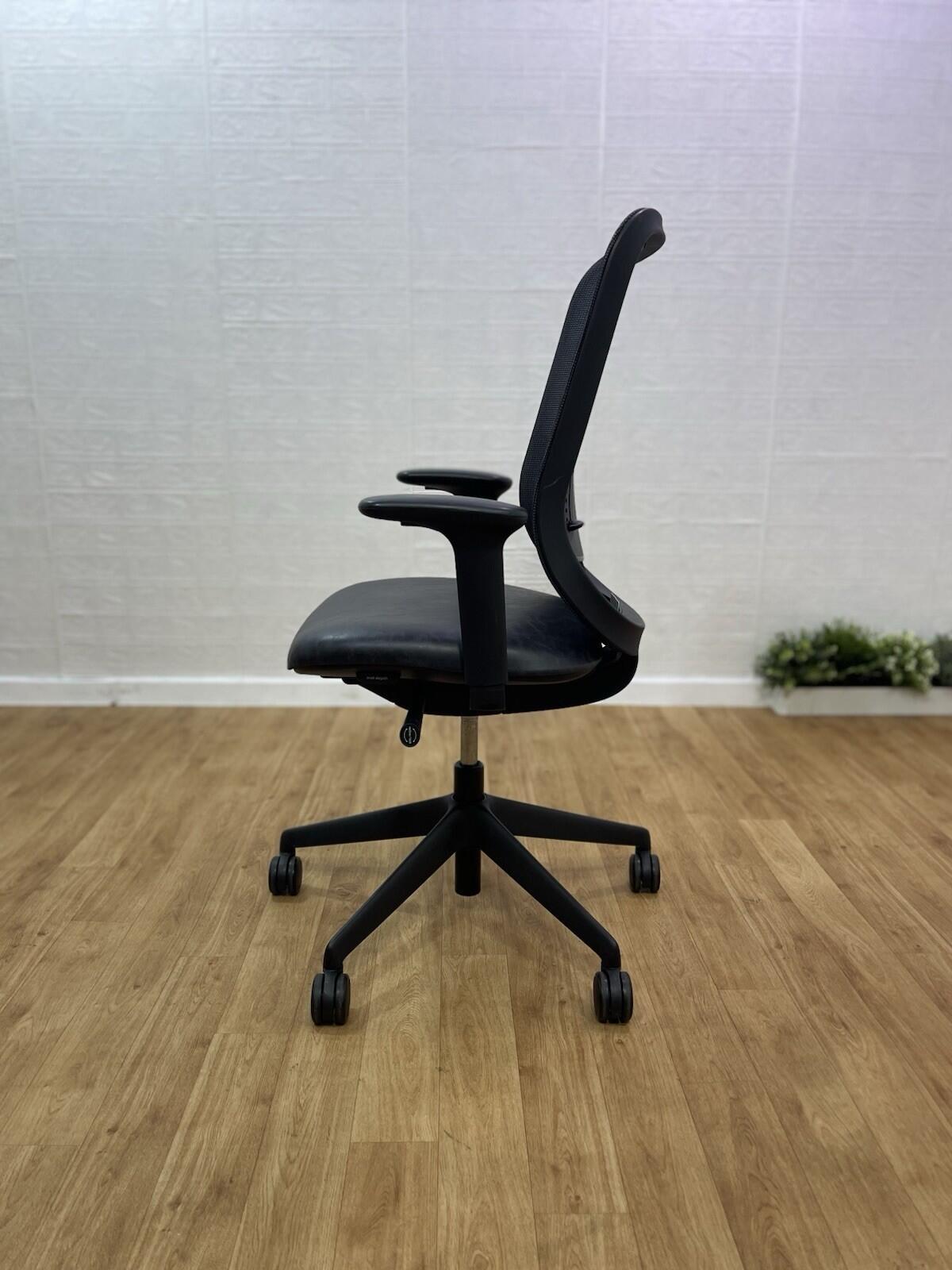 Orangebox Do Hba Office Chair Fully Adjustable Leather Back Lock