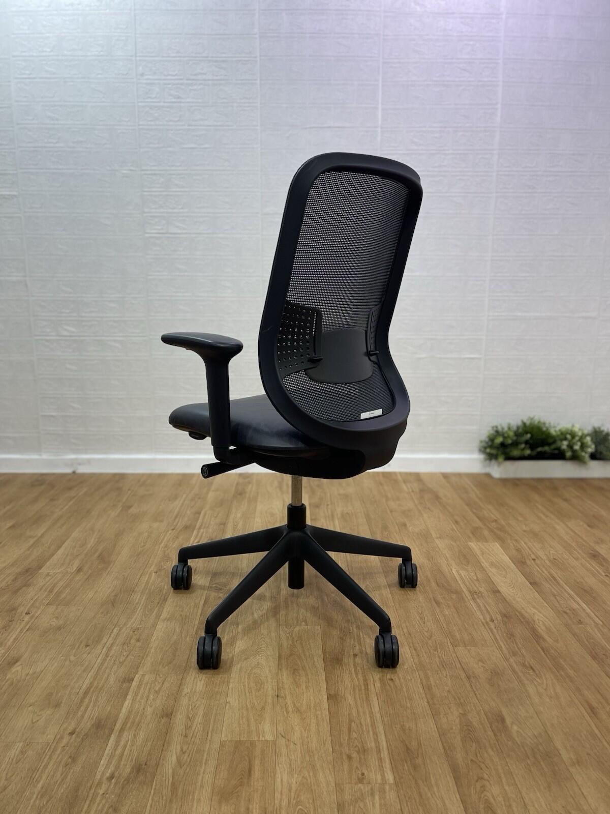 Orangebox Do Hba Office Chair Fully Adjustable Leather Back Lock