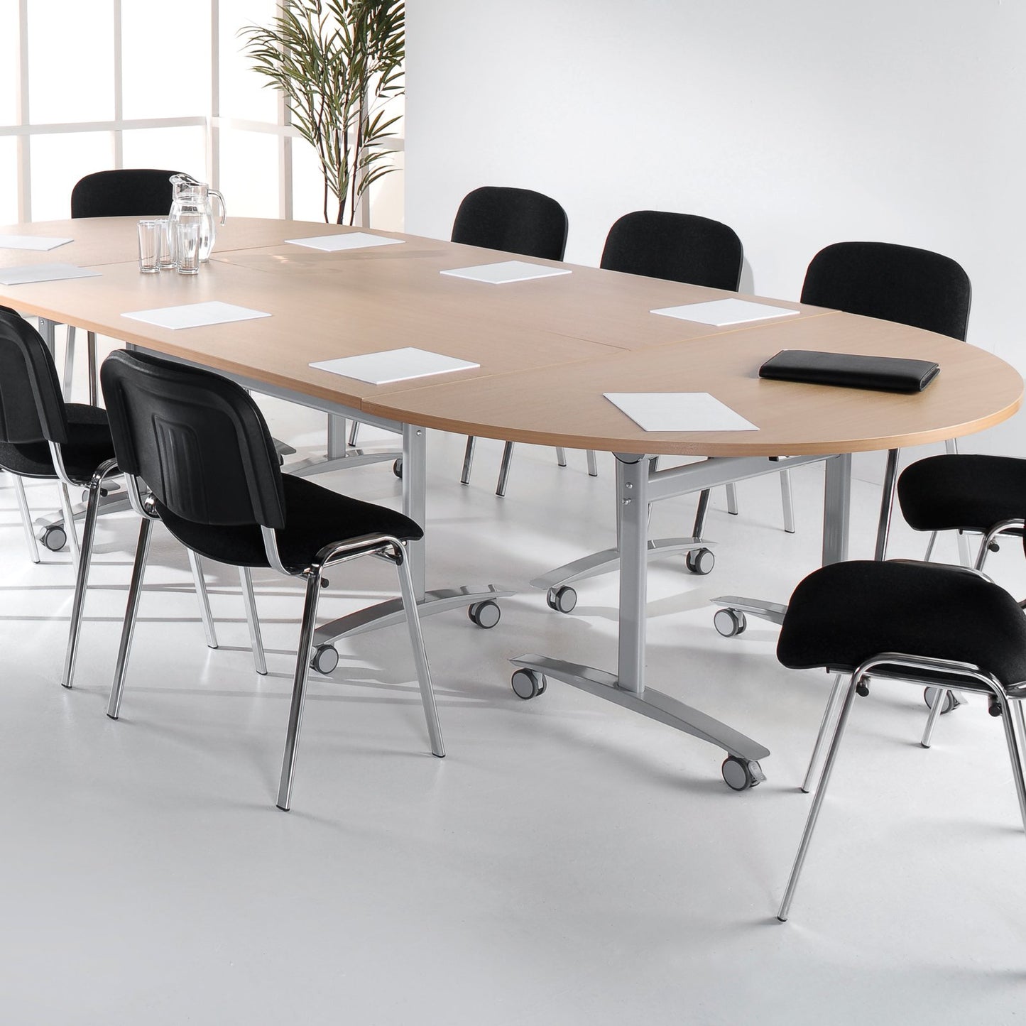 Semi circular deluxe fliptop meeting table